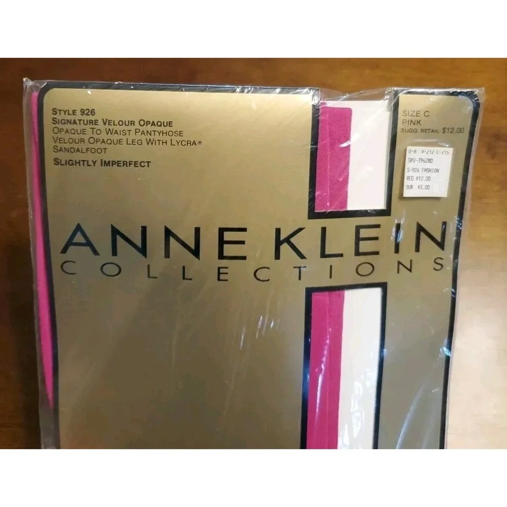 Anne Klein Collection Signature Velour Opaque Pantyhose Sandalfoot Size C Pink
